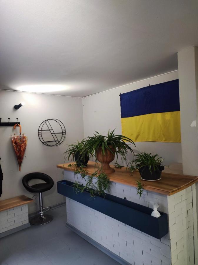 Shared Flat In An Artists District Pikris Gora Apartment Tbilisi Exterior photo